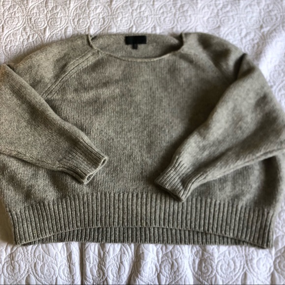 Nili Lotan Sweaters - Nili Lotan Gray Wool Blend Boyfriend Sweater
